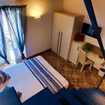 בית הארחה Duomo Attic 4*