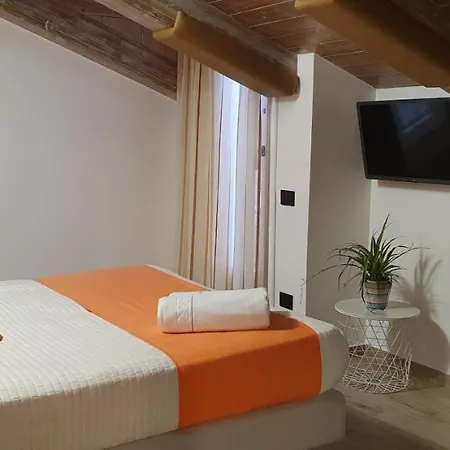 Duomo Attic Pensionat 4*