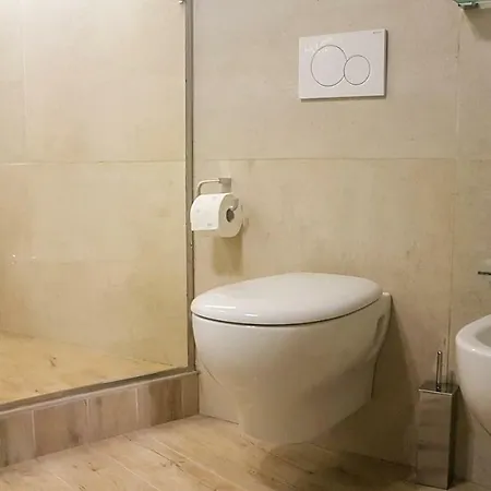 בית הארחה Duomo Attic רבאלו
