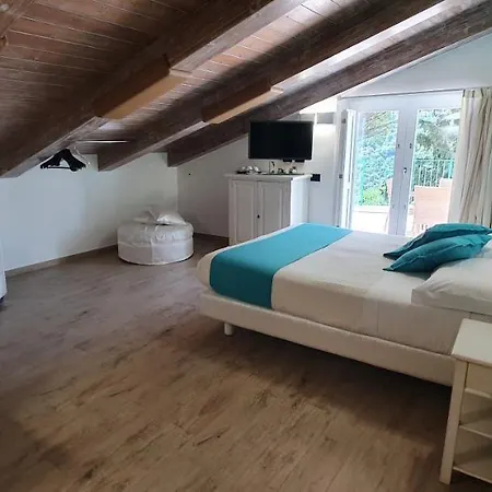 Duomo Attic Penzion *